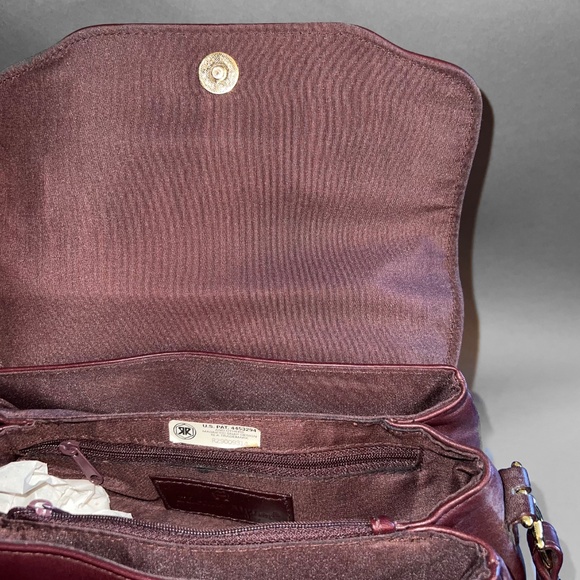 Vintage Etienne Aigner Burgundy Leather Shoulder Bag - Picture 8 of 16